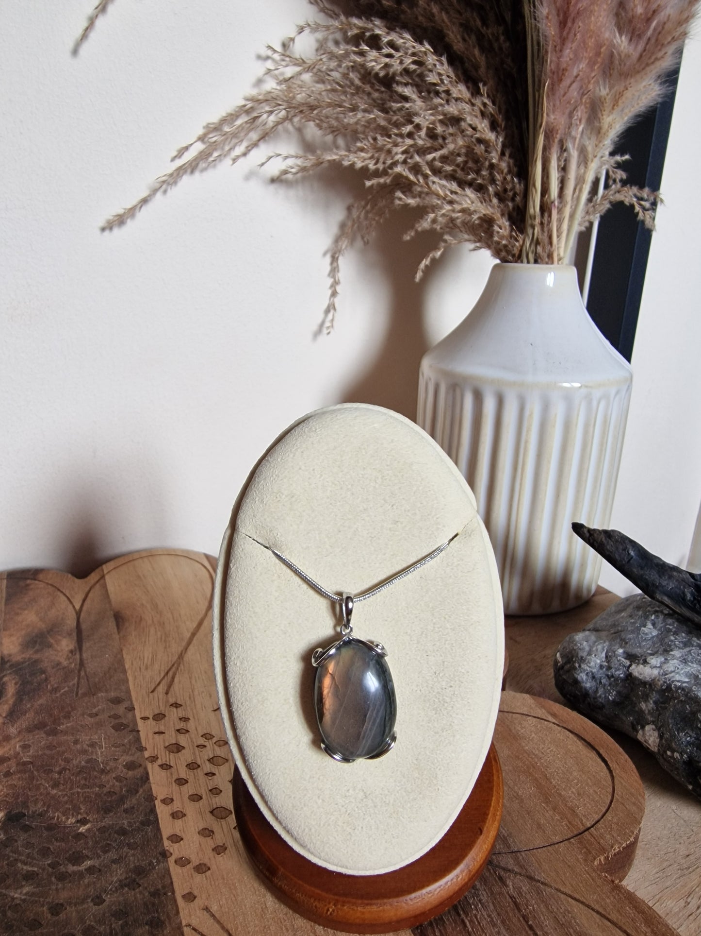 Oval Labradorite Pendant (925 Silver)✨️