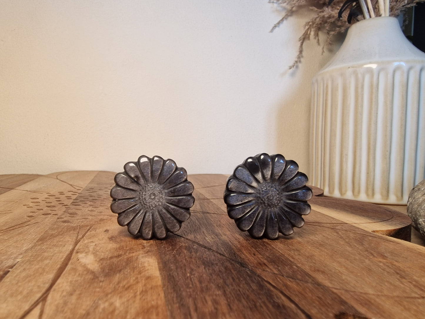 Crystal Flower Carvings