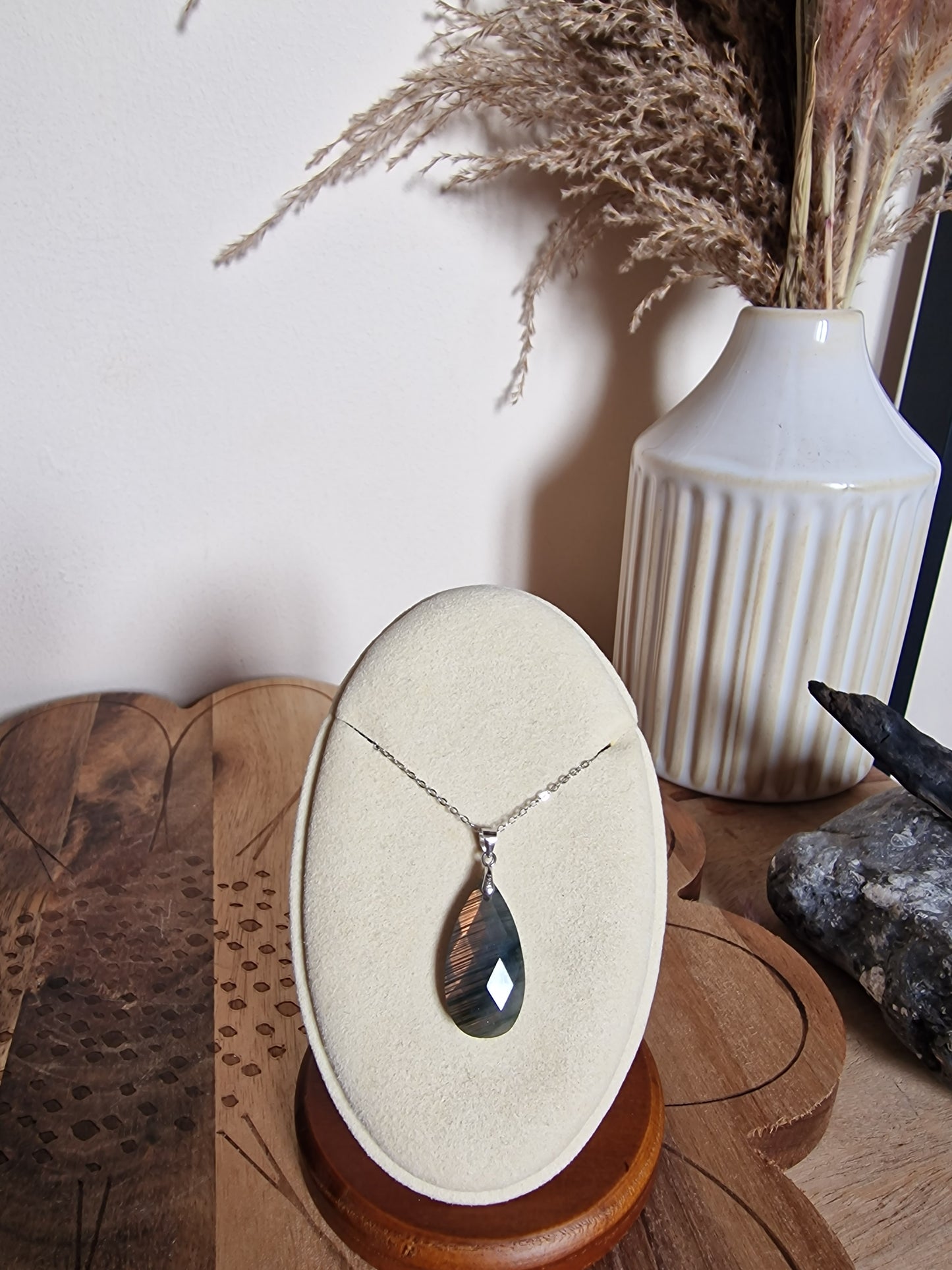 Faceted Labradorite Teardrop Pendant (925 Silver)💙