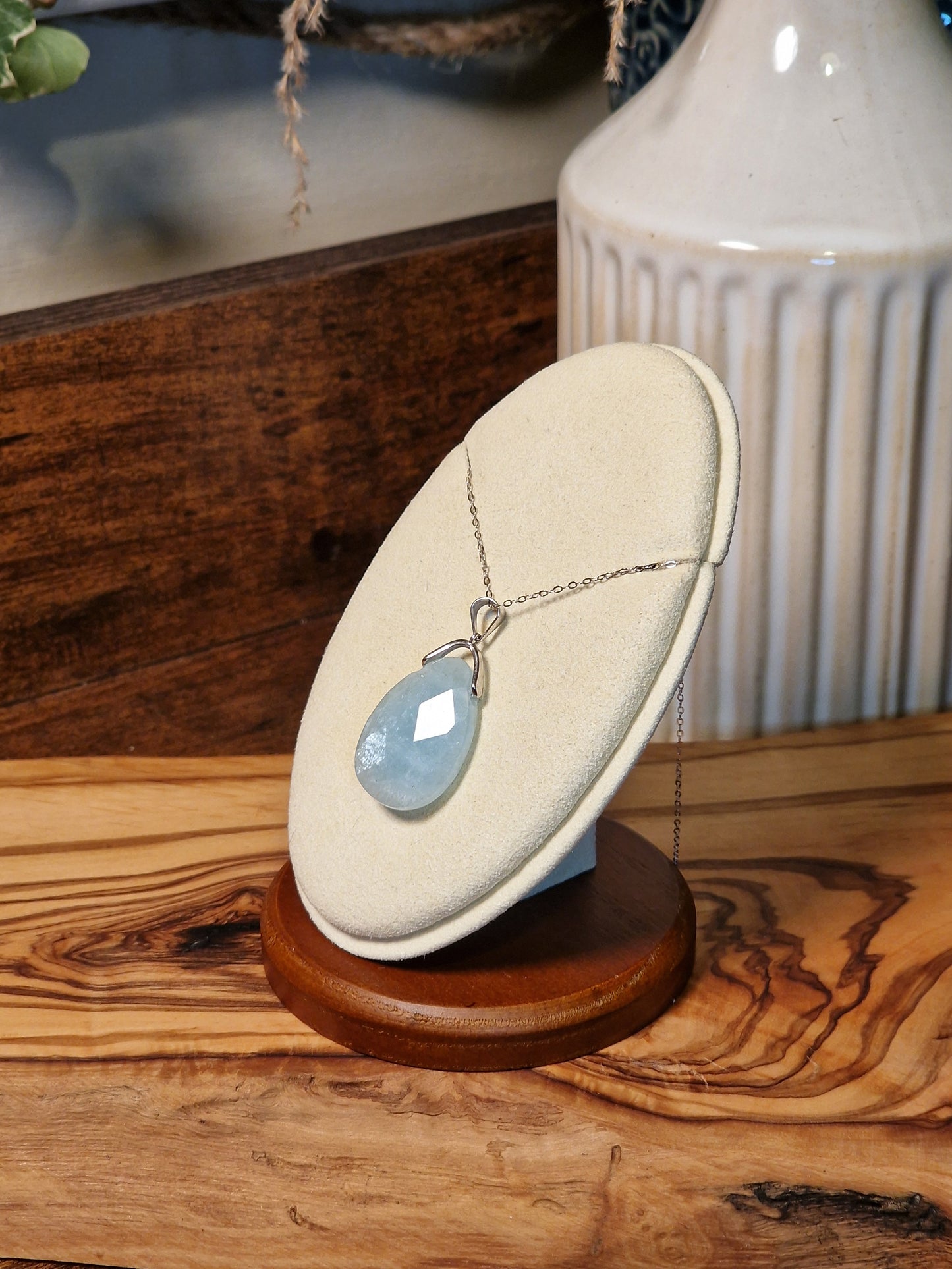 Aquamarine faceted 925silver pendant