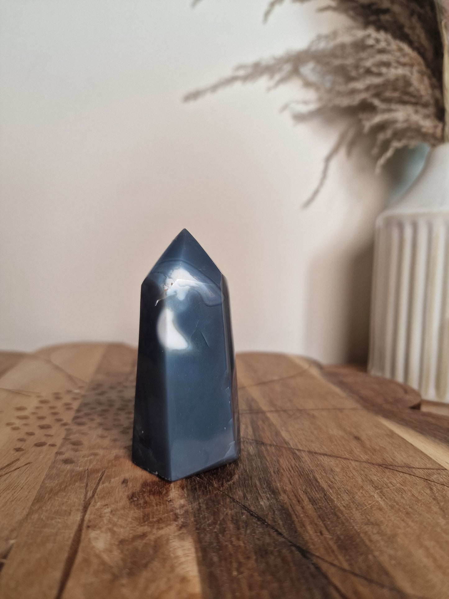 Orca Agate Tower 🖤