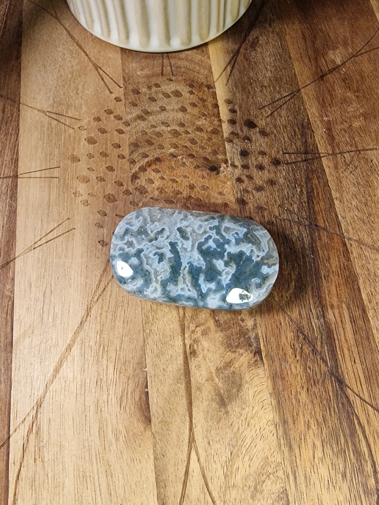 Moss Agate Palm Stones