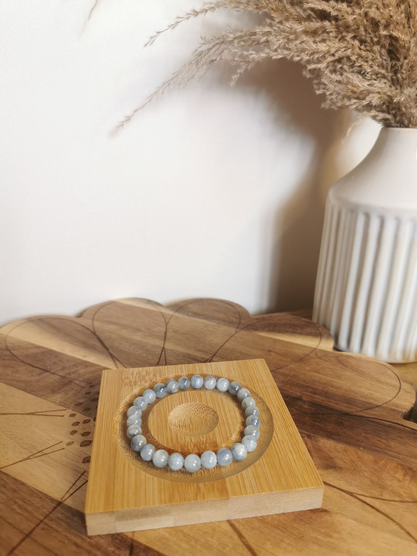Blue Kyanite Crystal Bracelet – 8mm