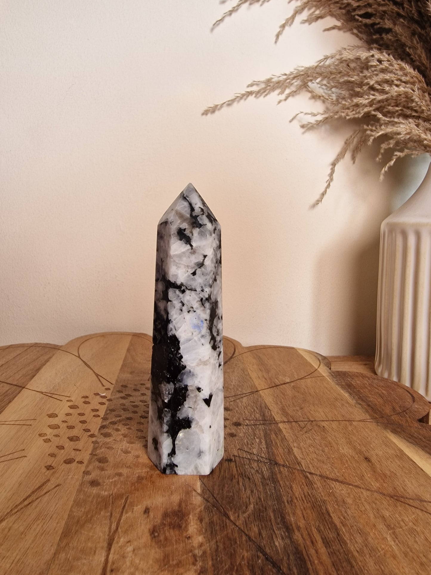 Rainbow Moonstone Towerđ€
