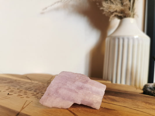 Kunzite raw
