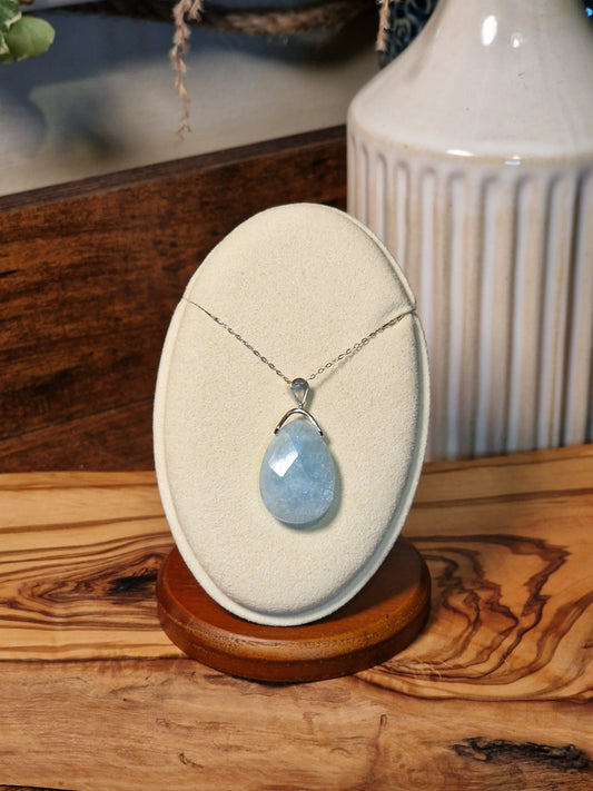 Aquamarine faceted 925silver pendant