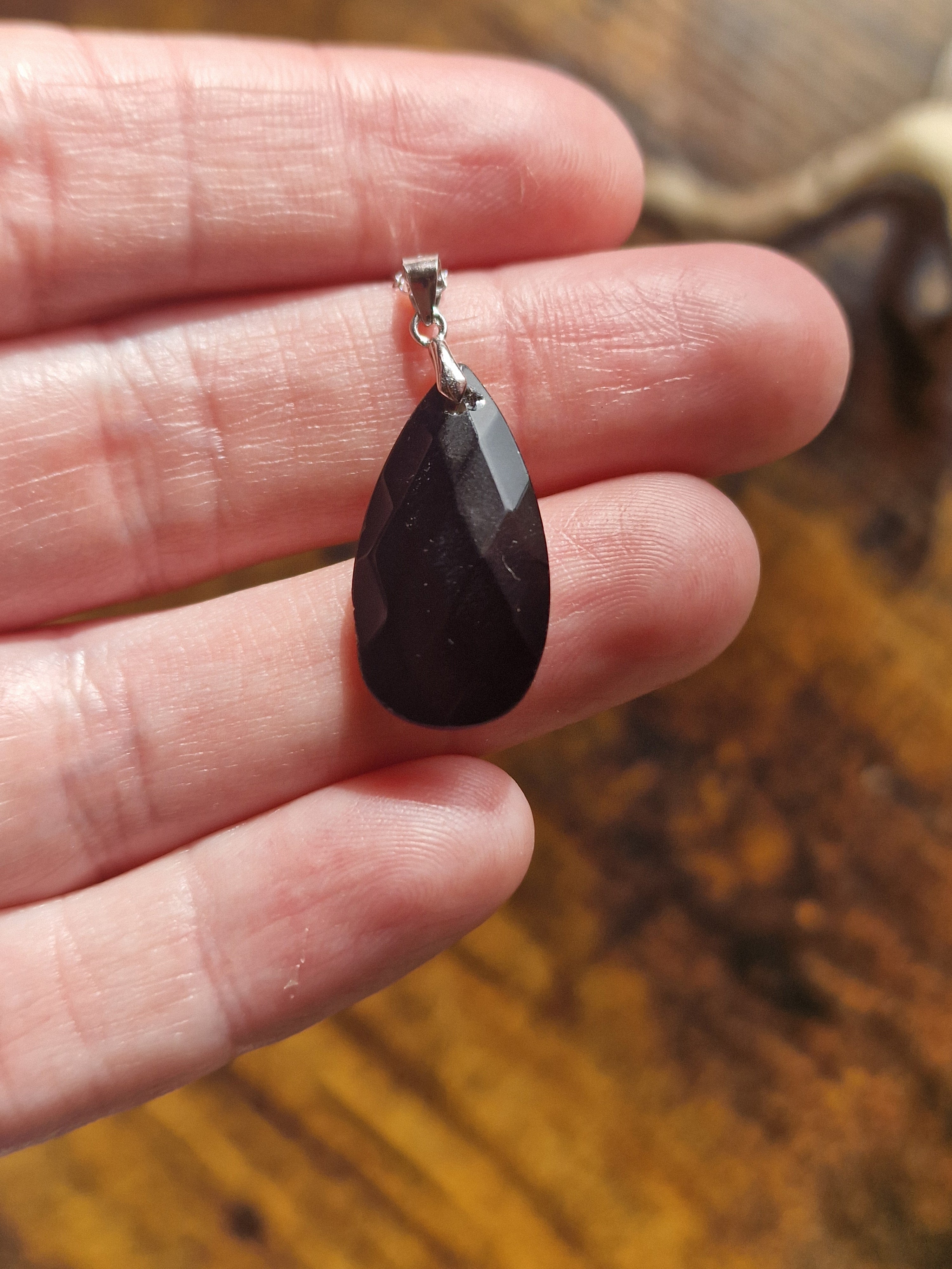 Faceted Teardrop, 925 Silver Pendants with Chain