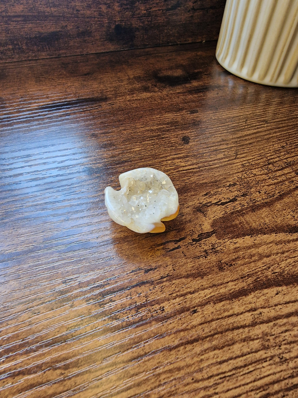 Druzy Agate Shell Carving