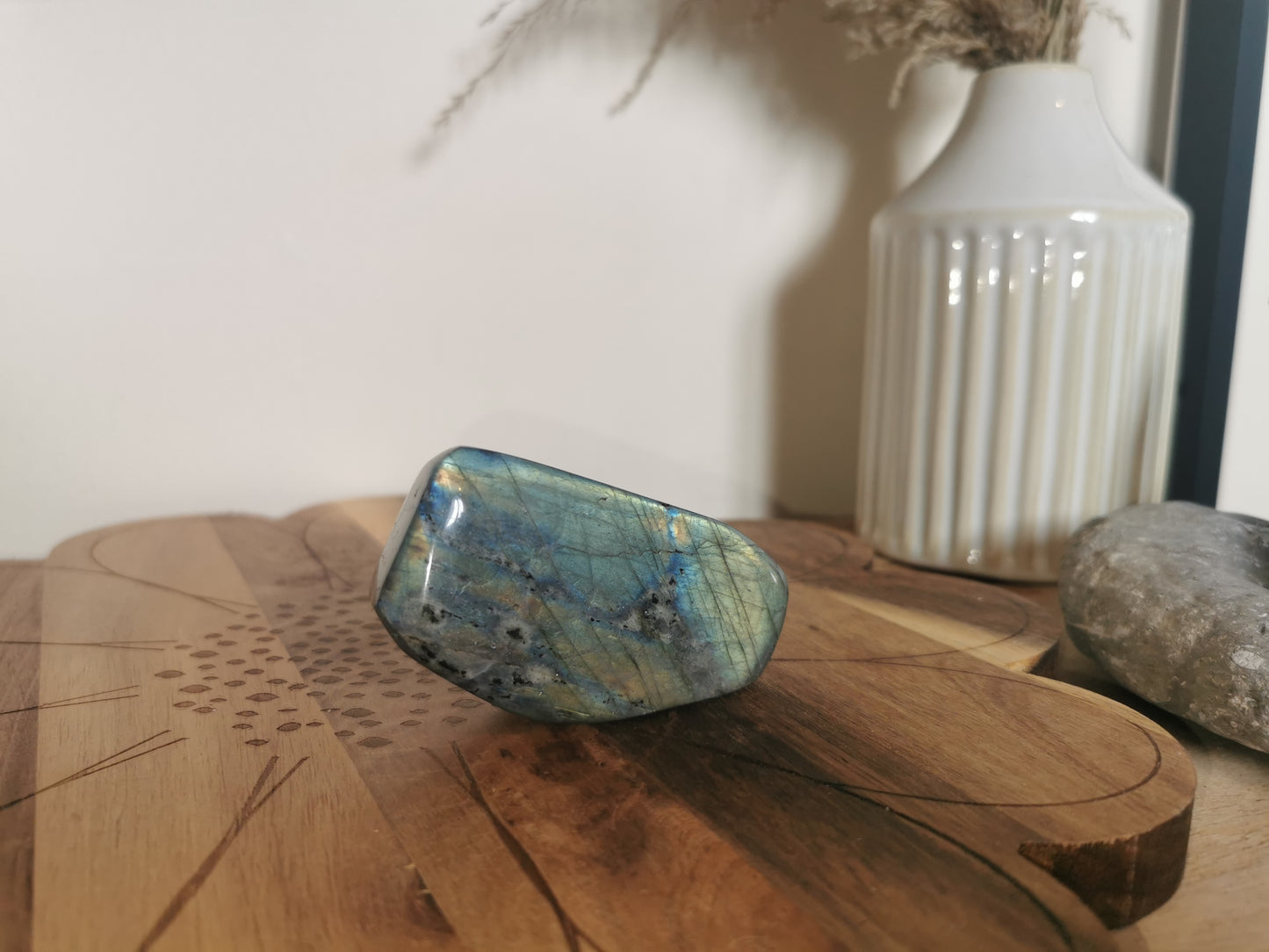 Labradorite Freeform ✨️– Choose Your Flash