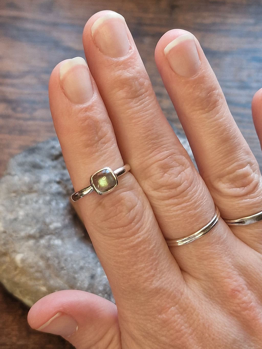 Samira Labradorite Squircle Ring Size P