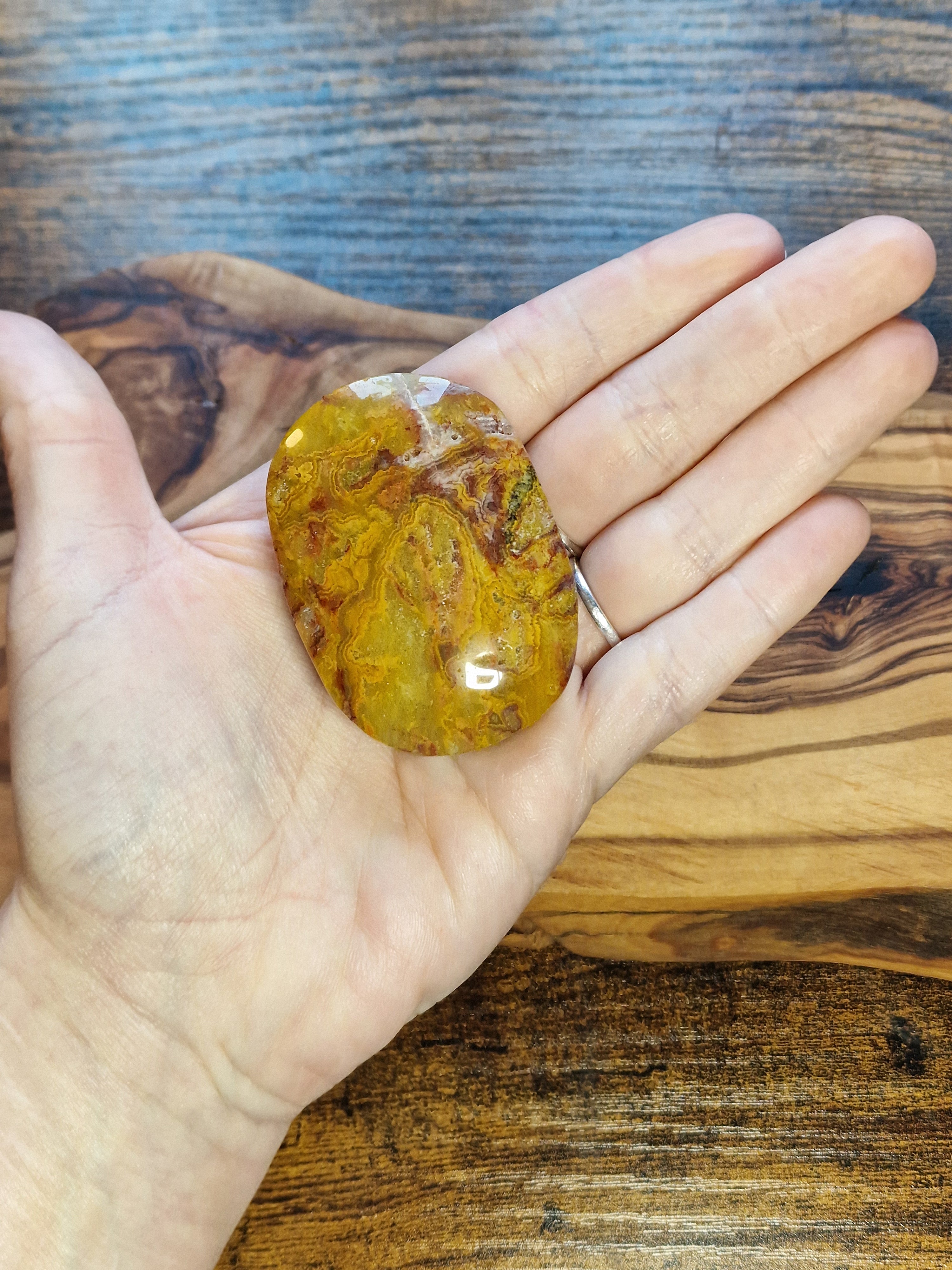Crazy Lace Agate Palmstone