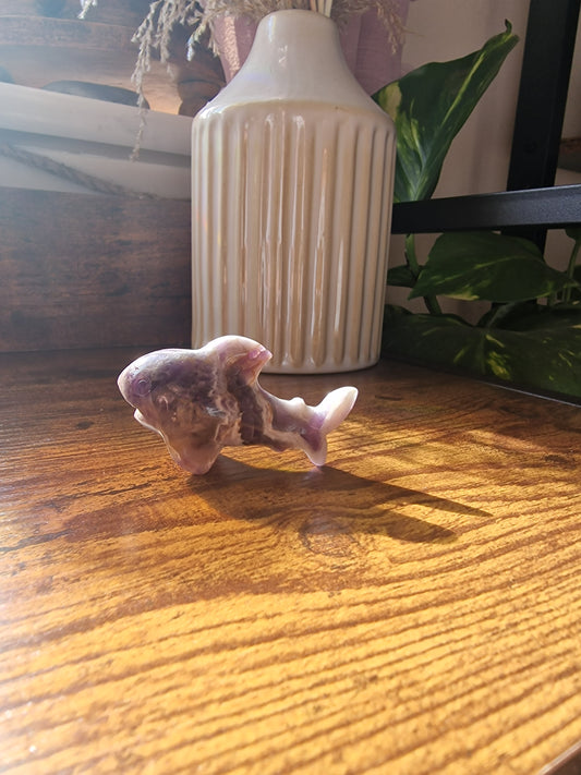 Dream Amethyst Shark (~5cm)