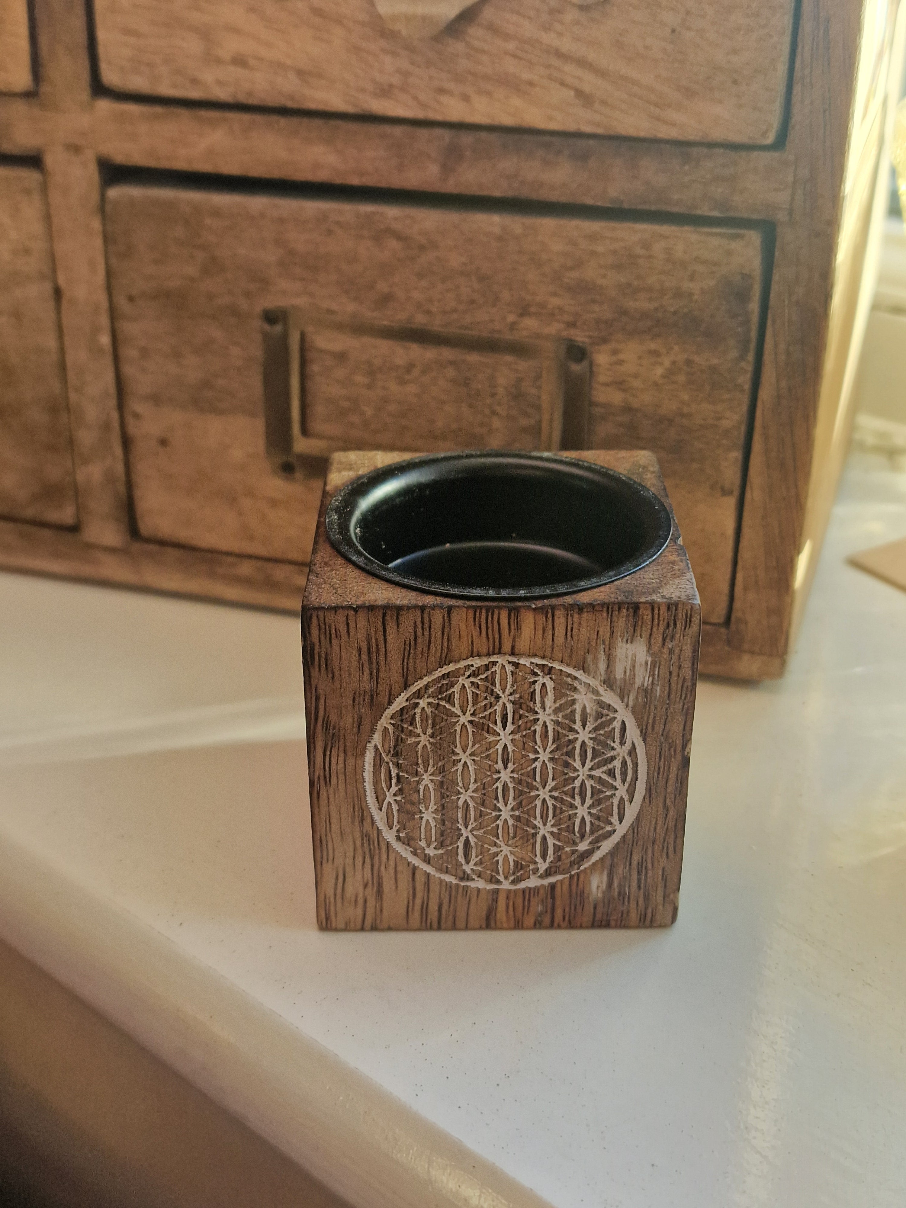 Esoteric Cube Multi Purpose Holder