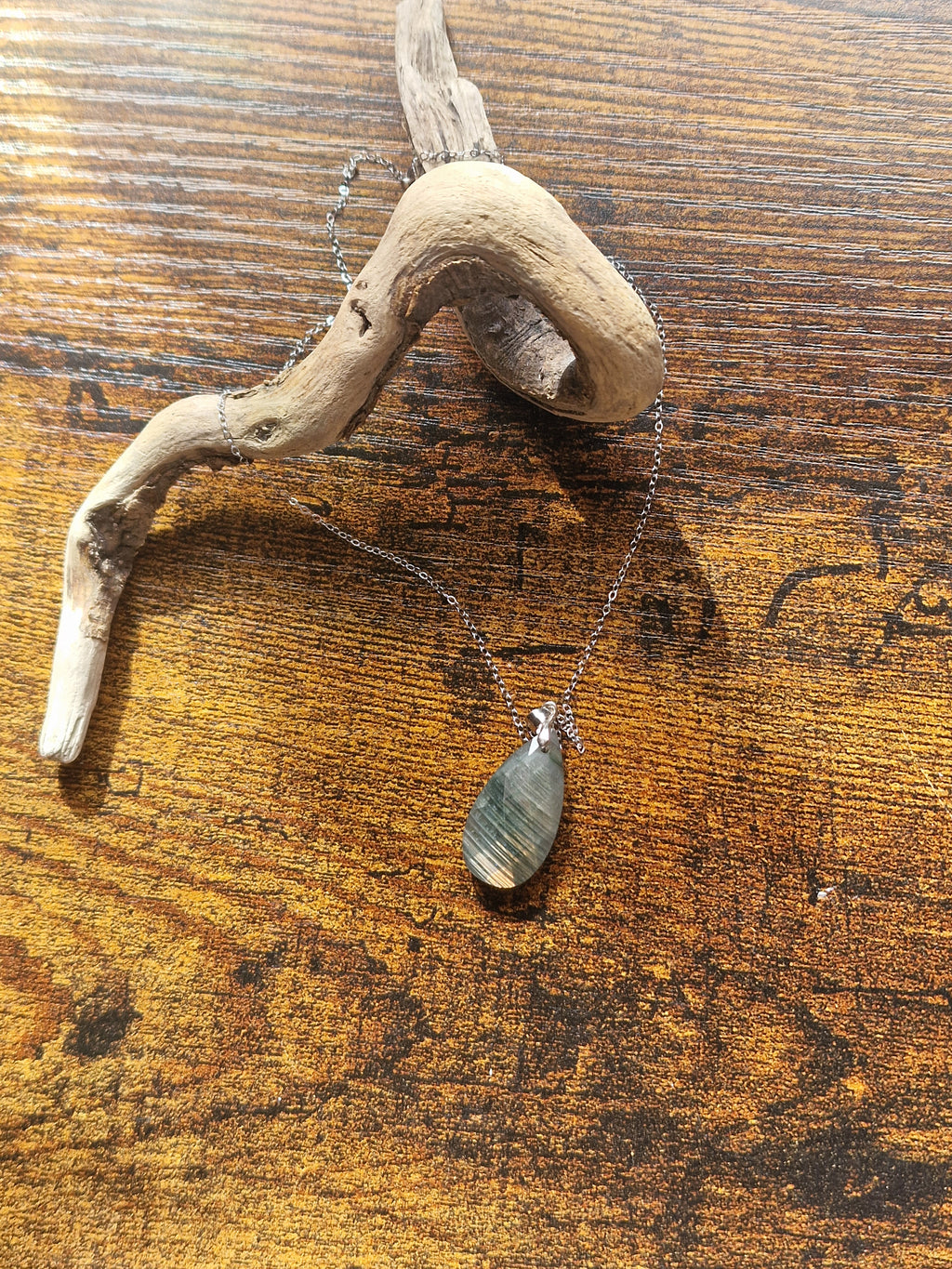 Faceted Teardrop, 925 Silver Pendants with Chain