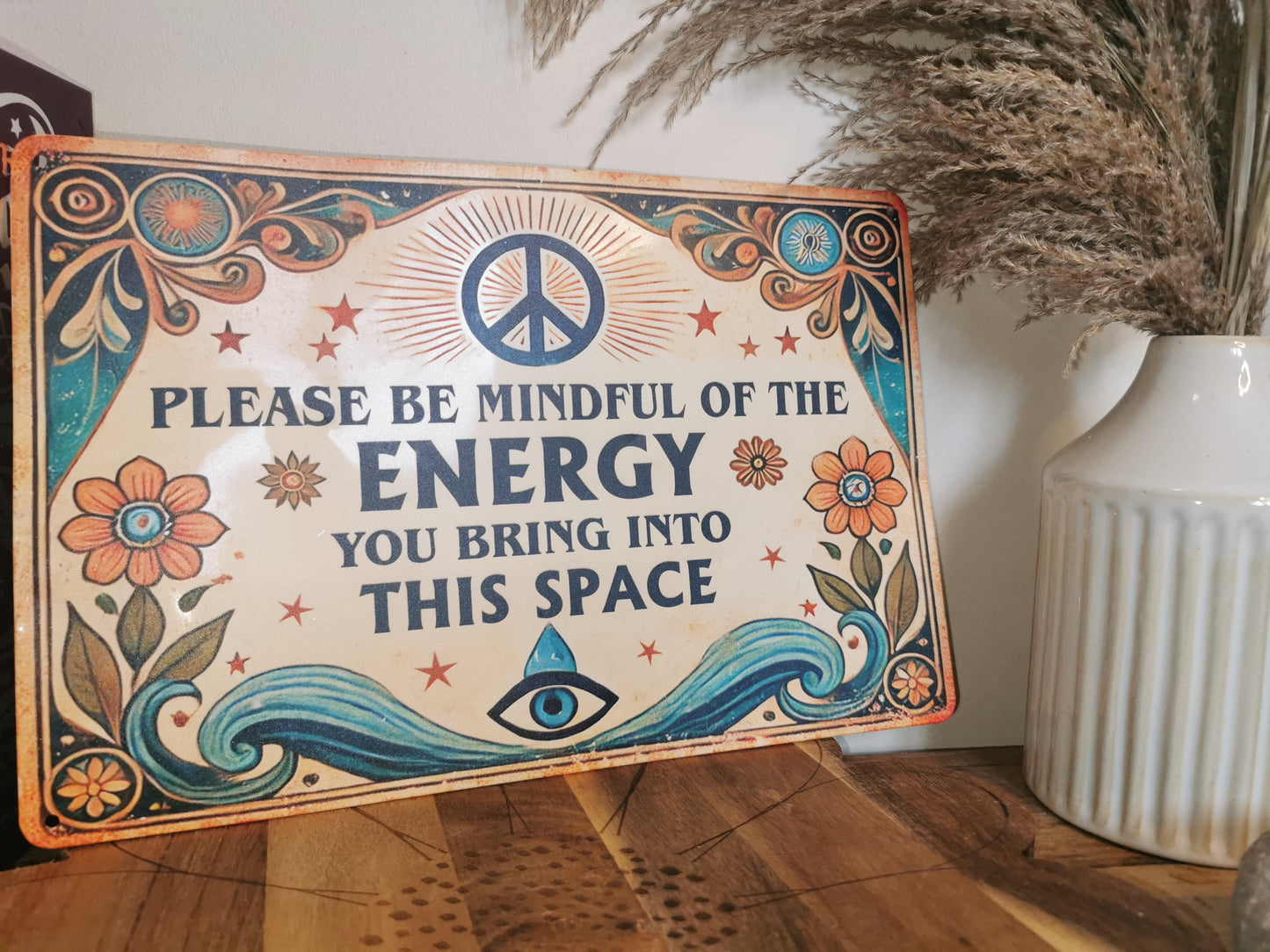 🪧 Wall Hangings & Signs