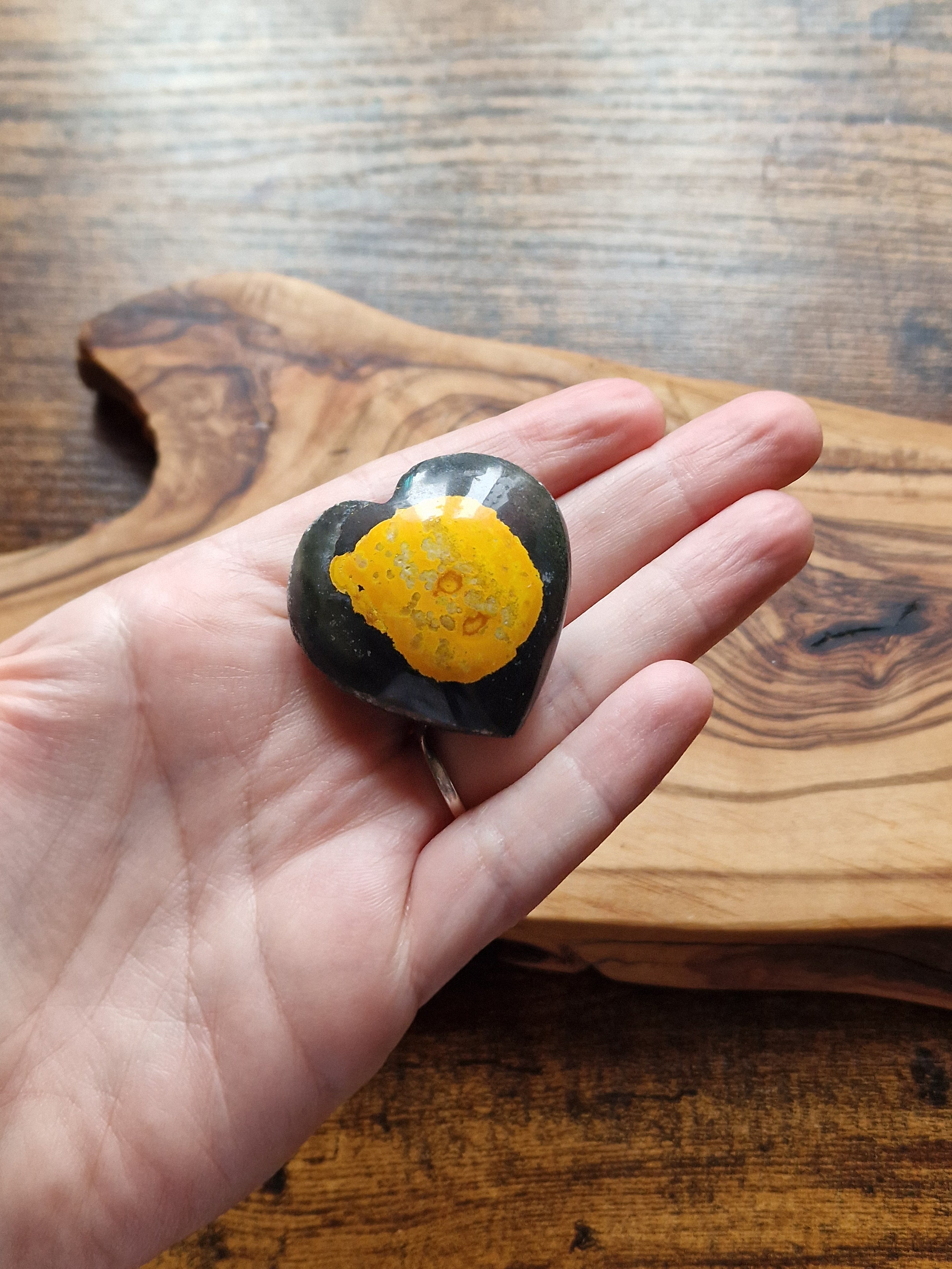 Bumblebee Jasper Heart