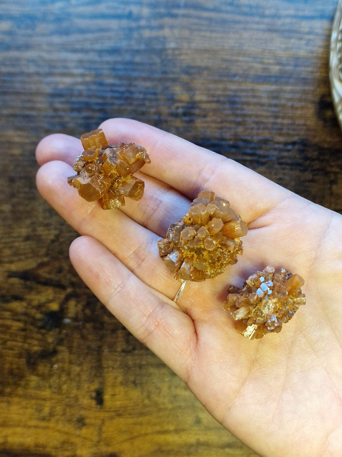 Aragonite Sputniks