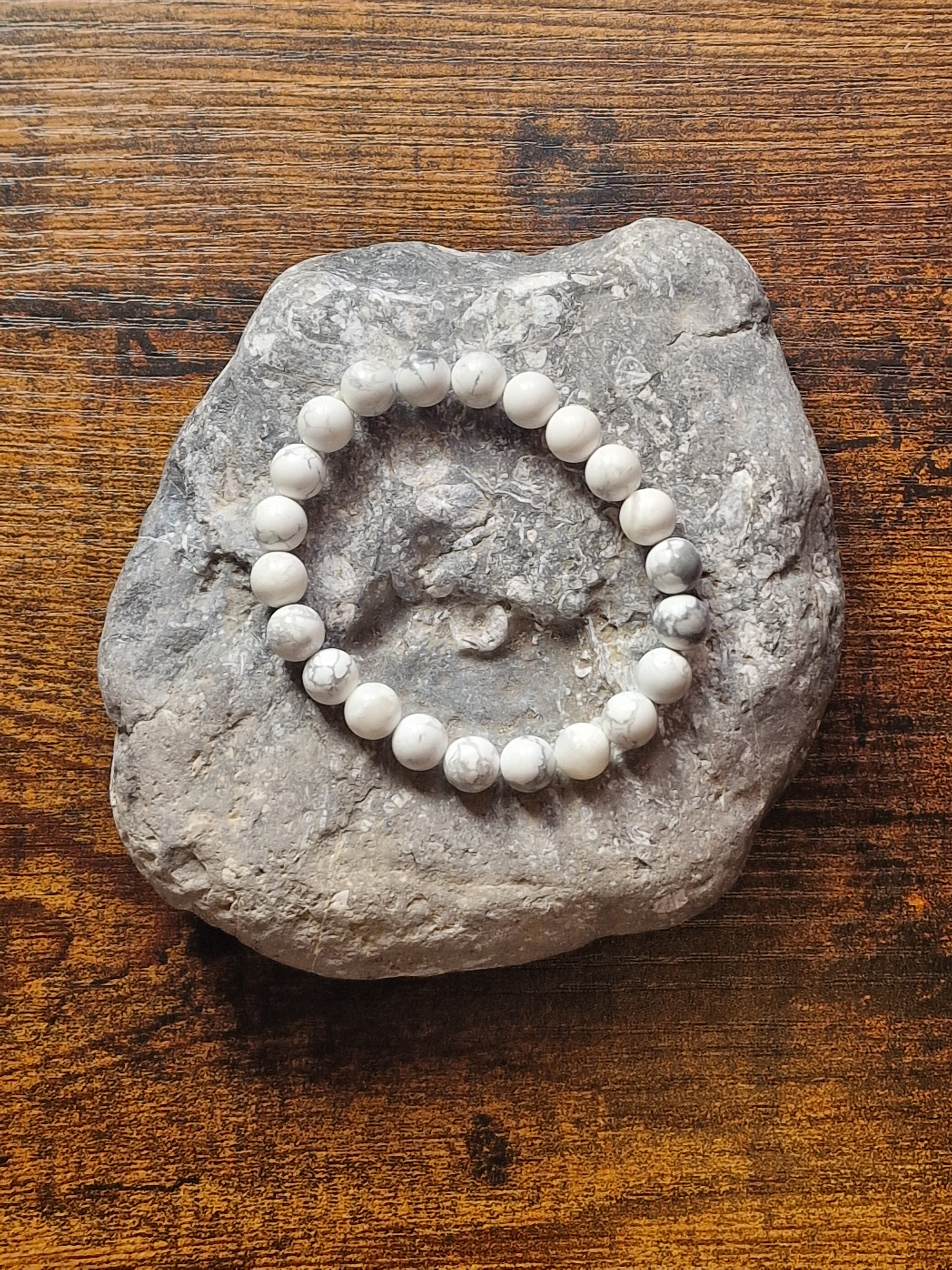 Howlite Bracelet ~ 8mm