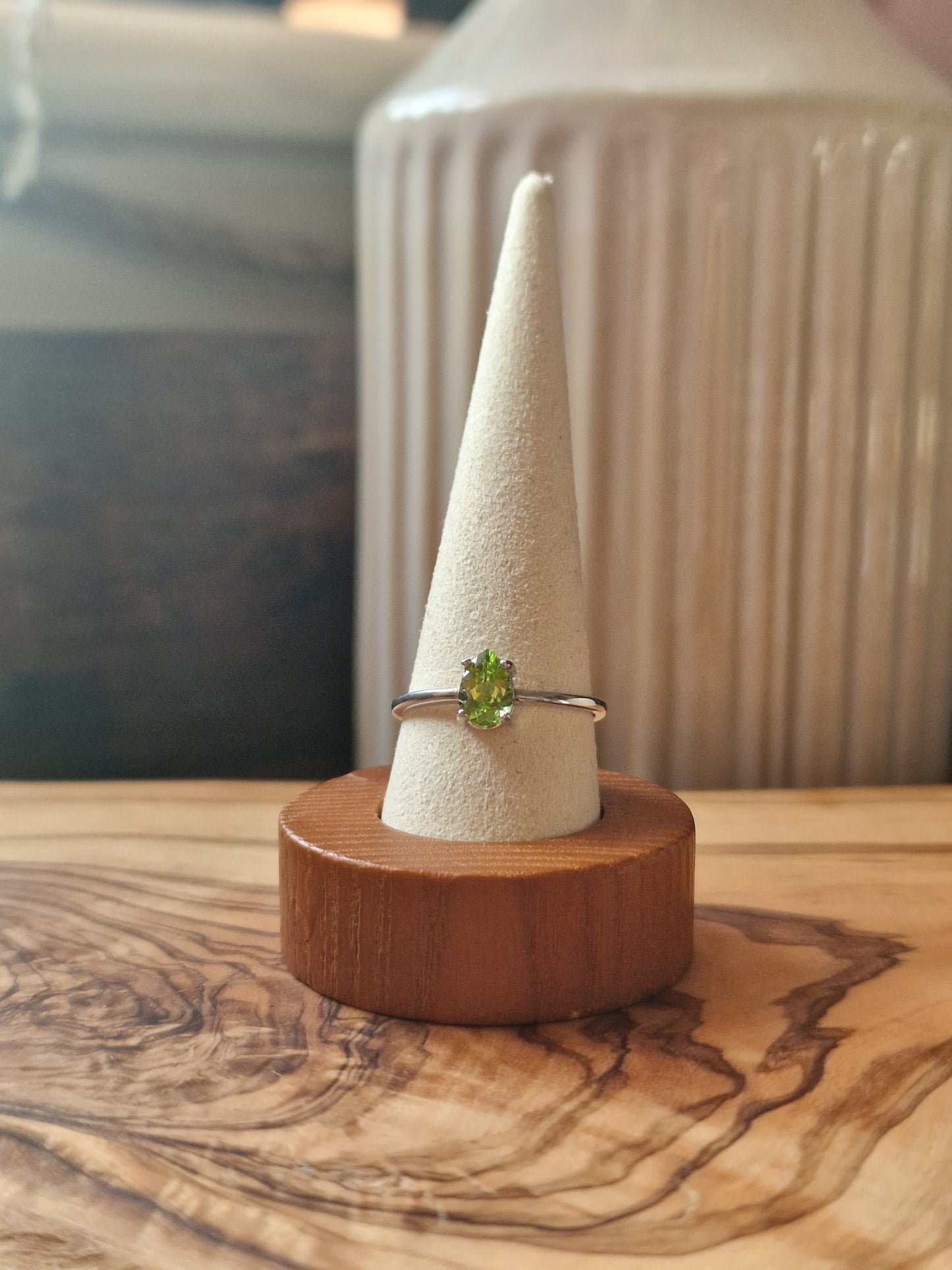 Peridot 925silver adjustable ring