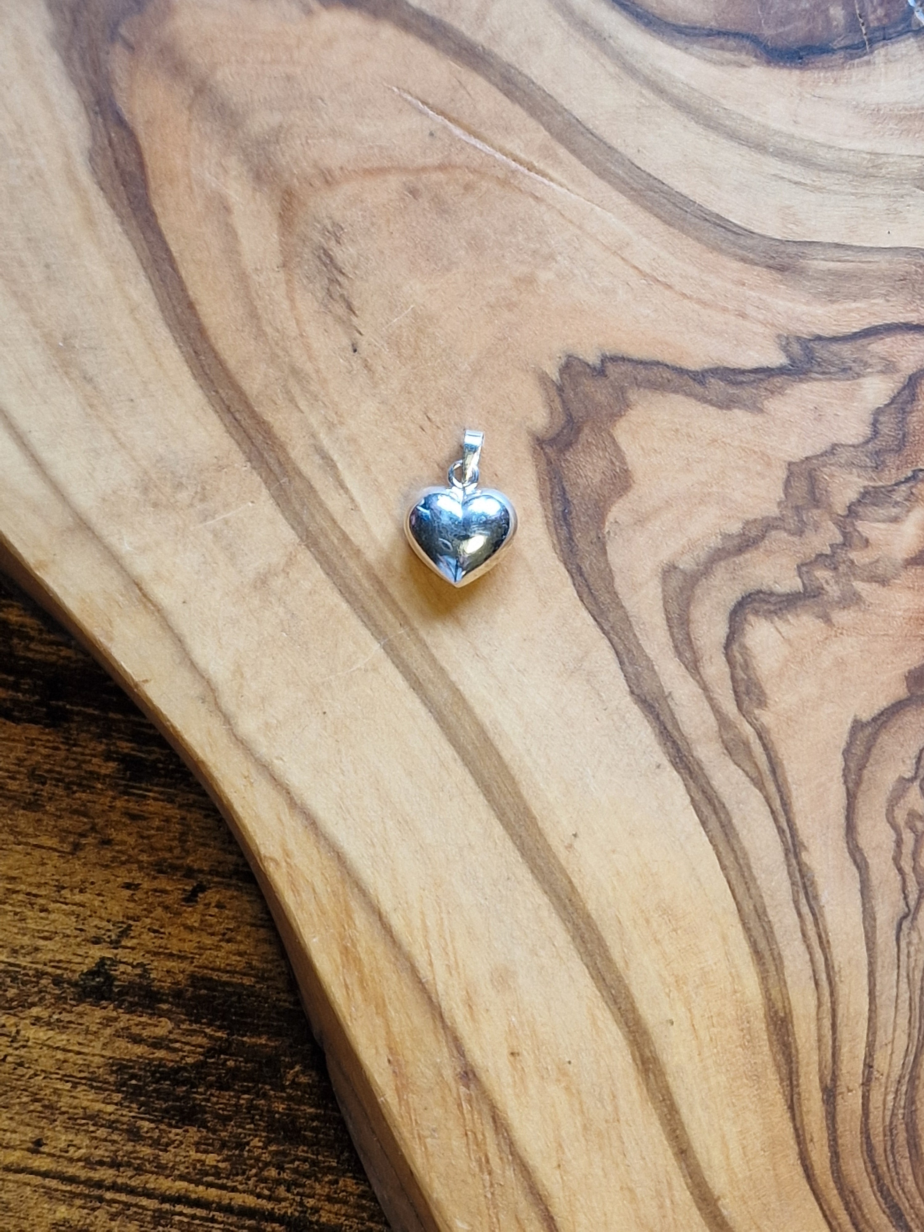 Silver Puff Heart Pendant