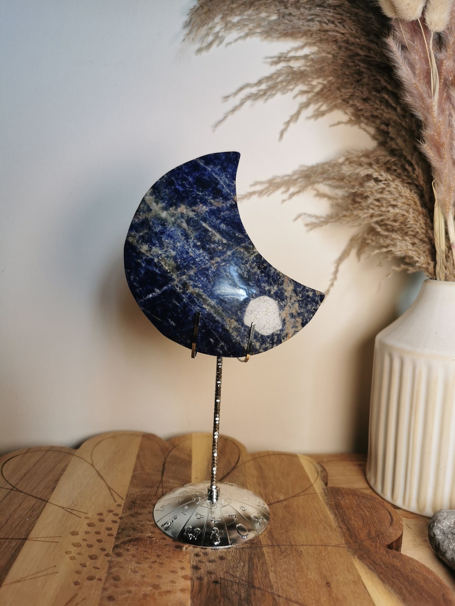 Medium Sodalite Moon 💙with Stand