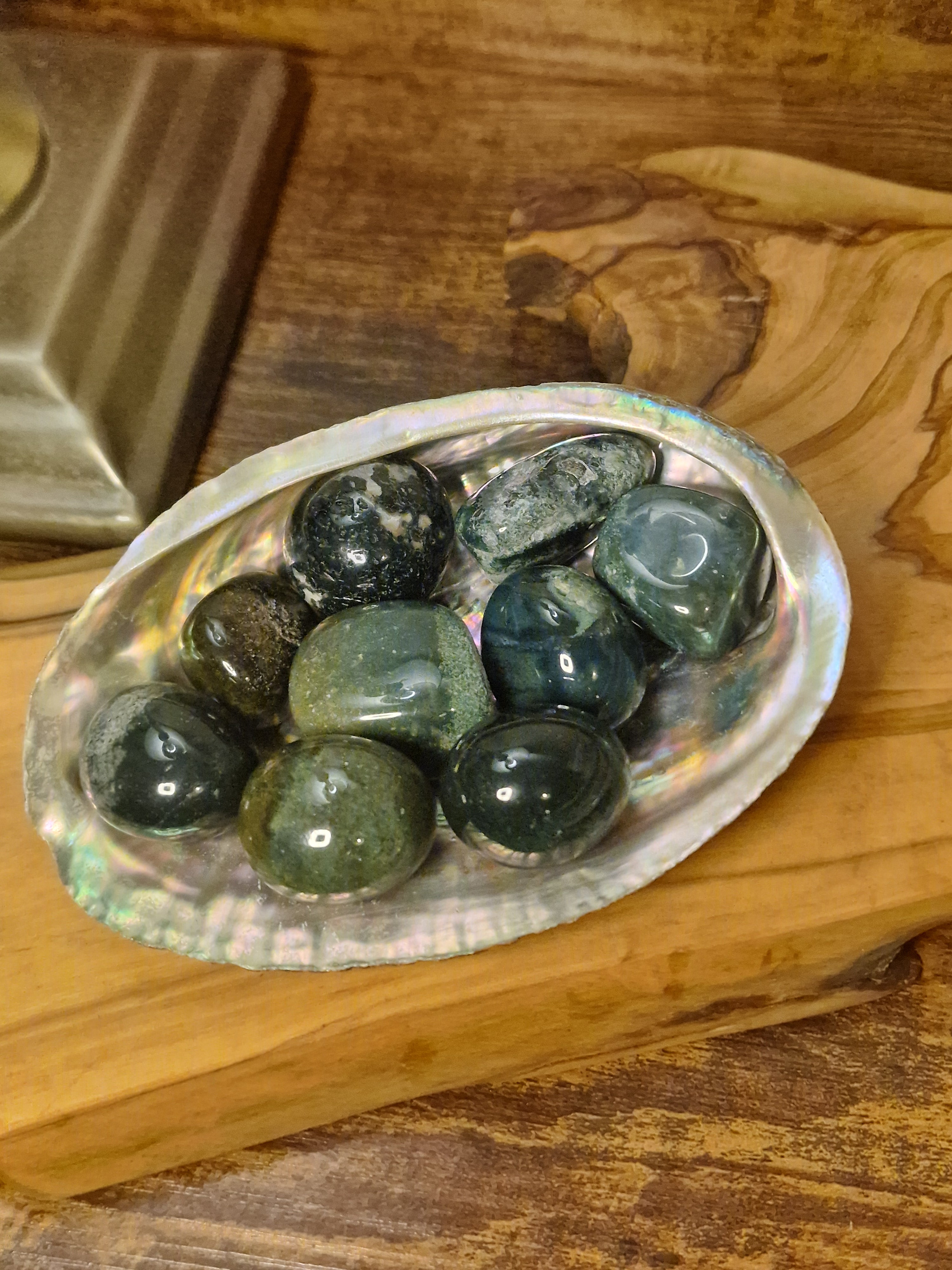 Crystal Tumble Stones