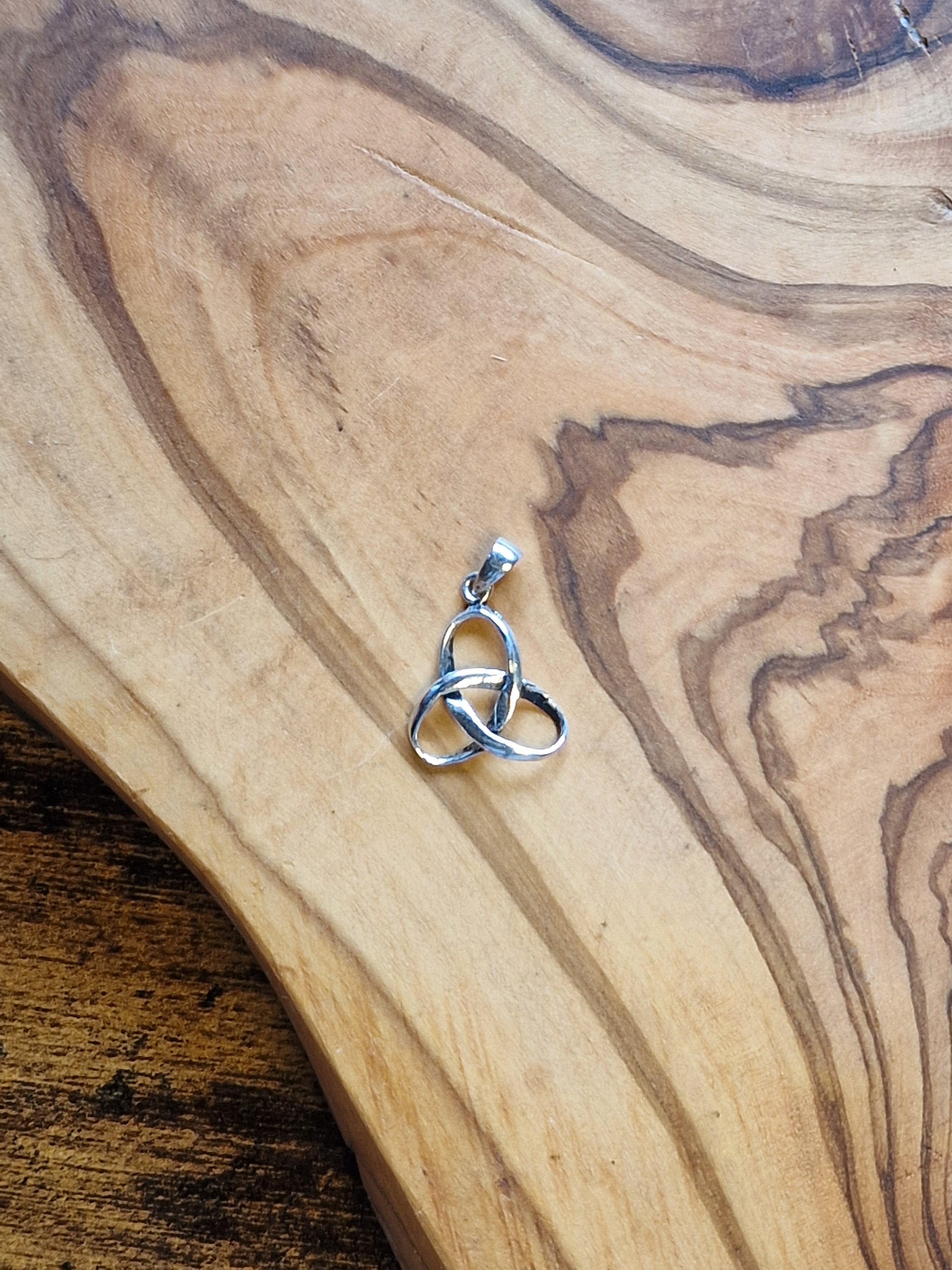 Silver Trinity Knot Pendant