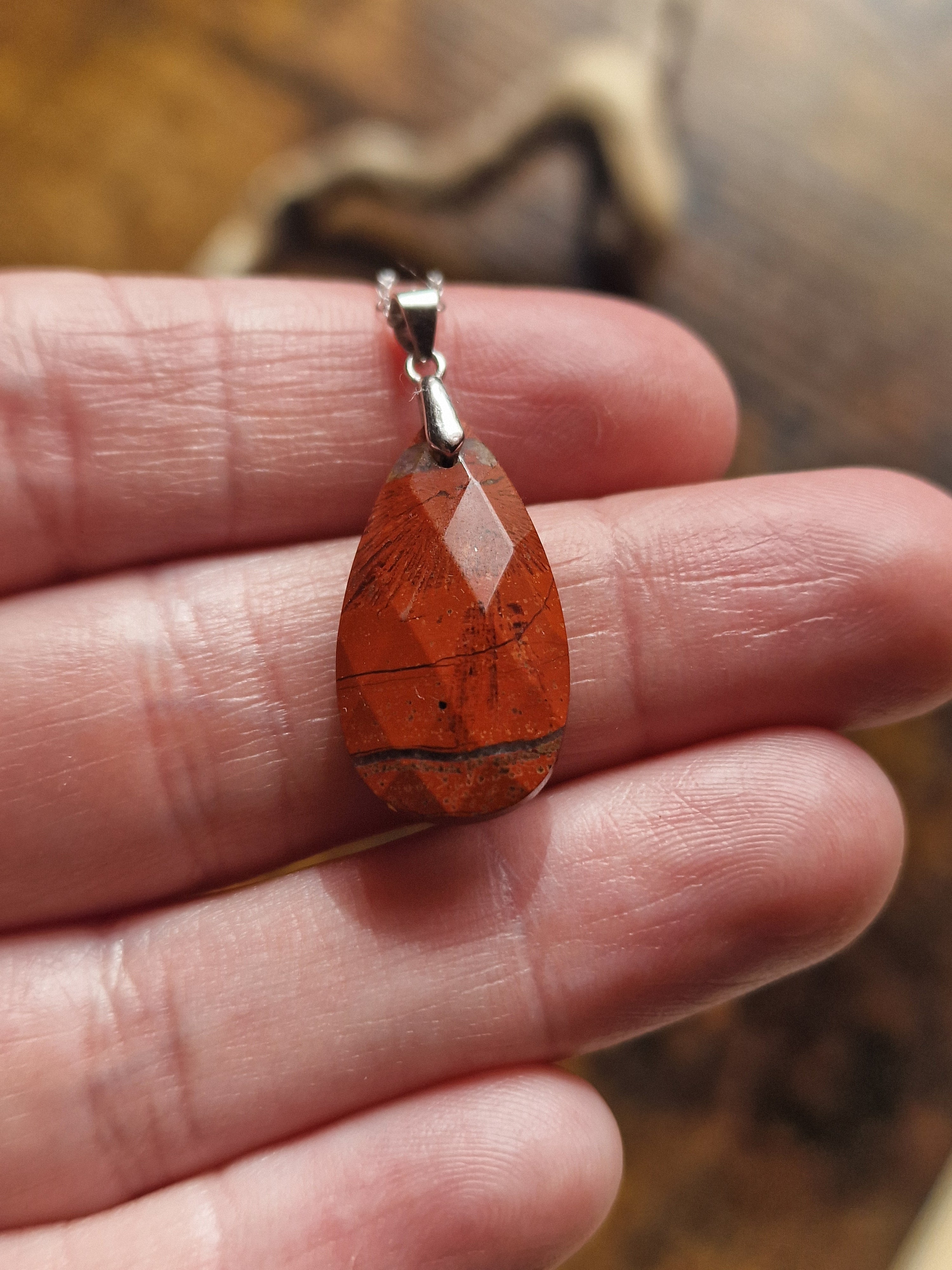 Faceted Teardrop, 925 Silver Pendants with Chain