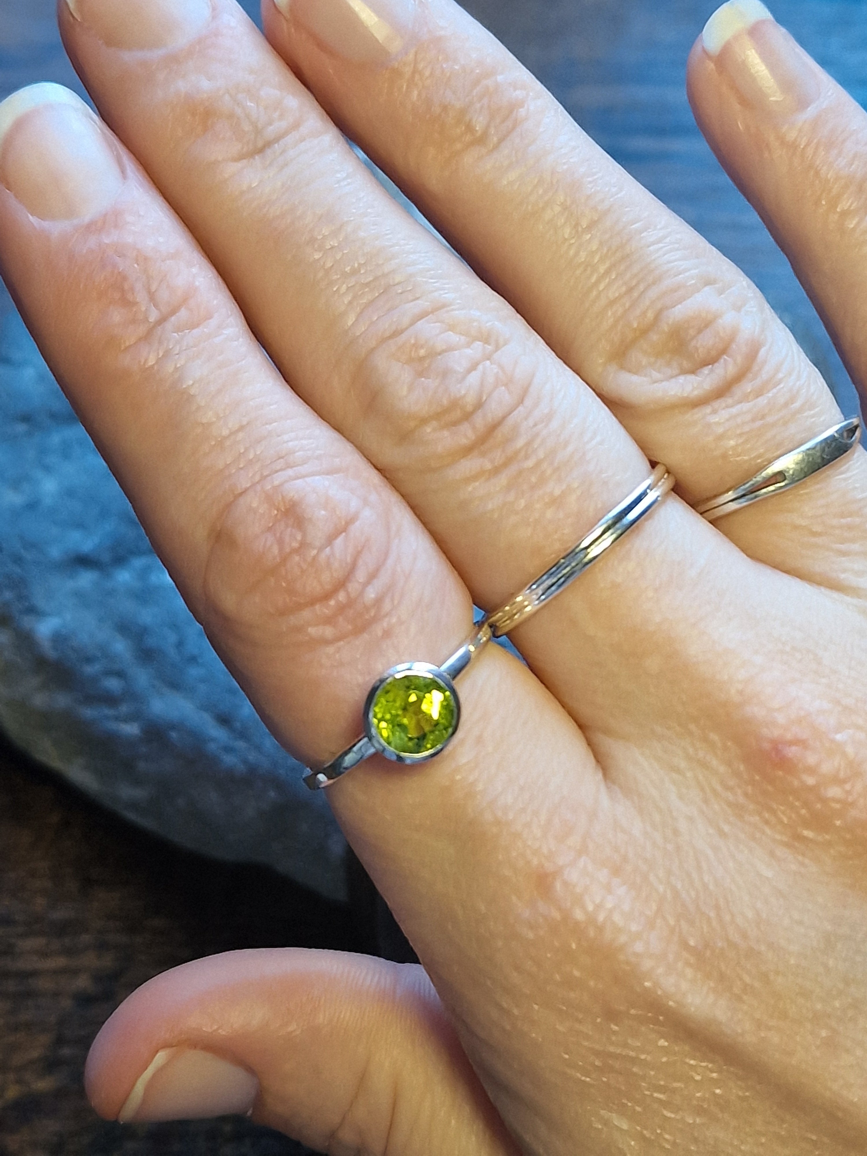 Bridget Simple Round Peridot Facet Ring Size S