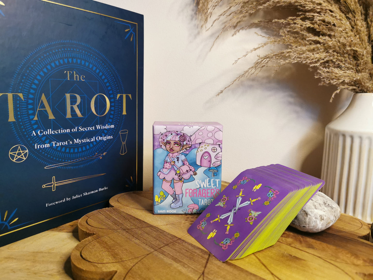 Tarot & Oracle Decks ✨