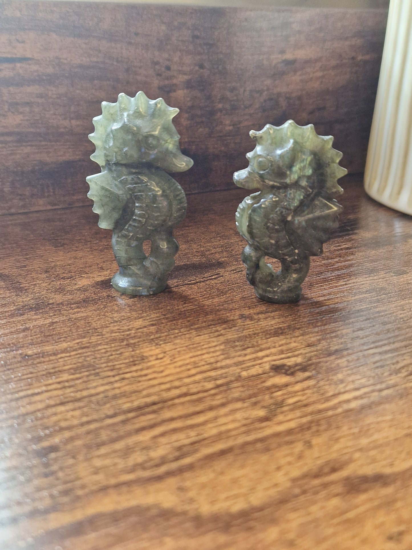 Labradorite Seahorse Carvings (5~6cm)