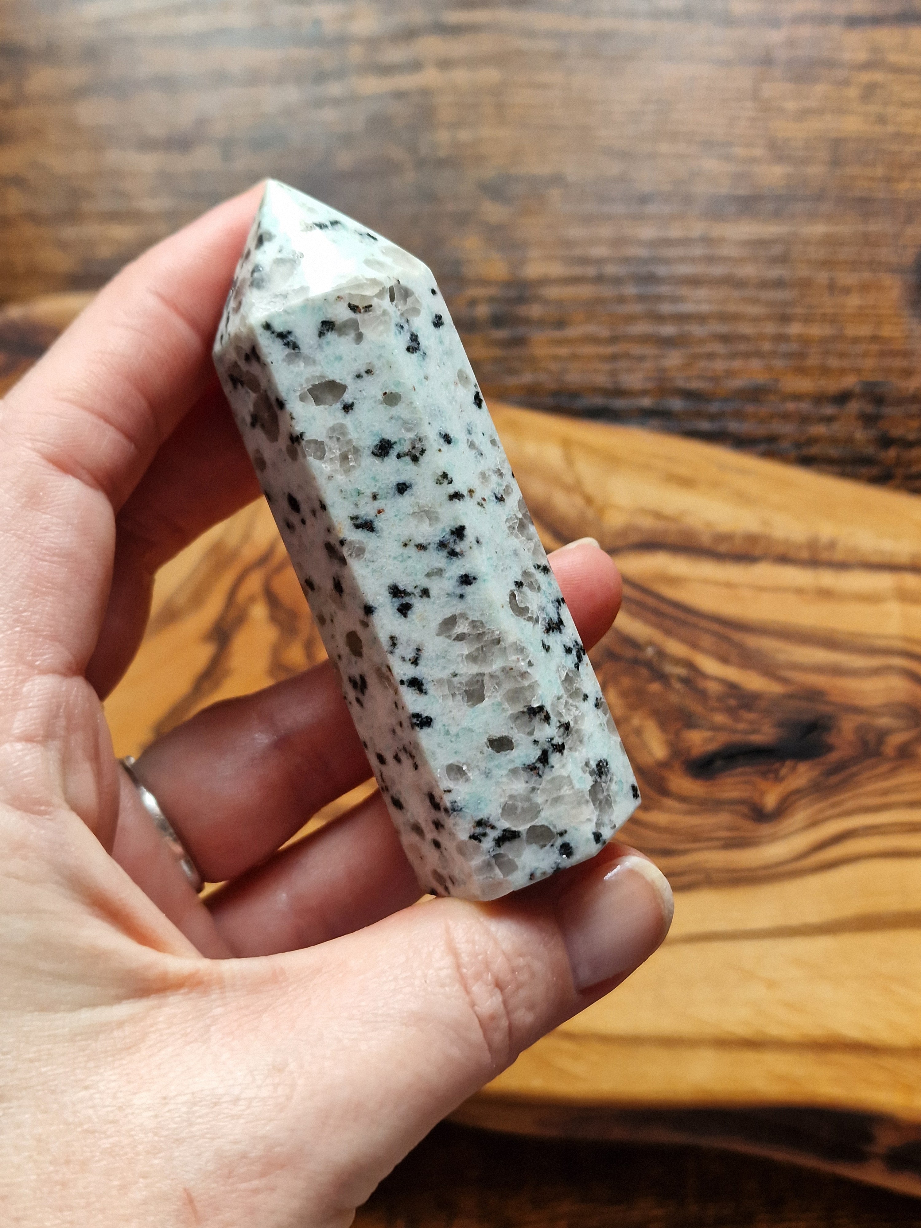 Kiwi Jasper Tower