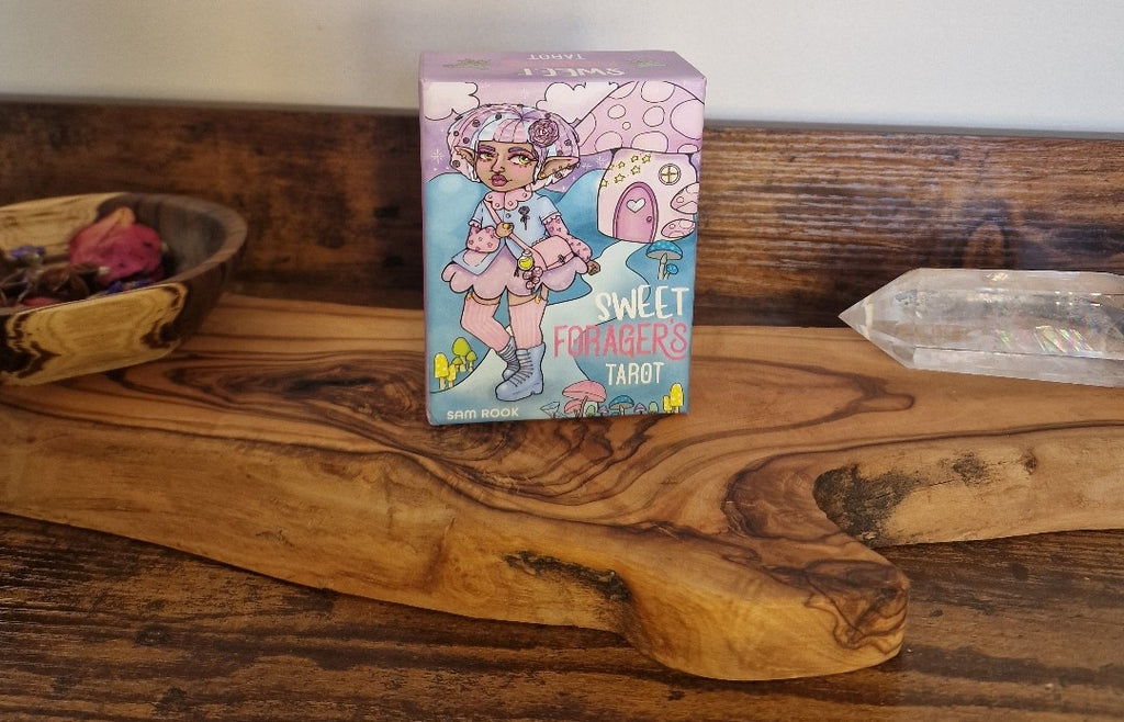 Pocket Sized Tarot & Oracle Decks