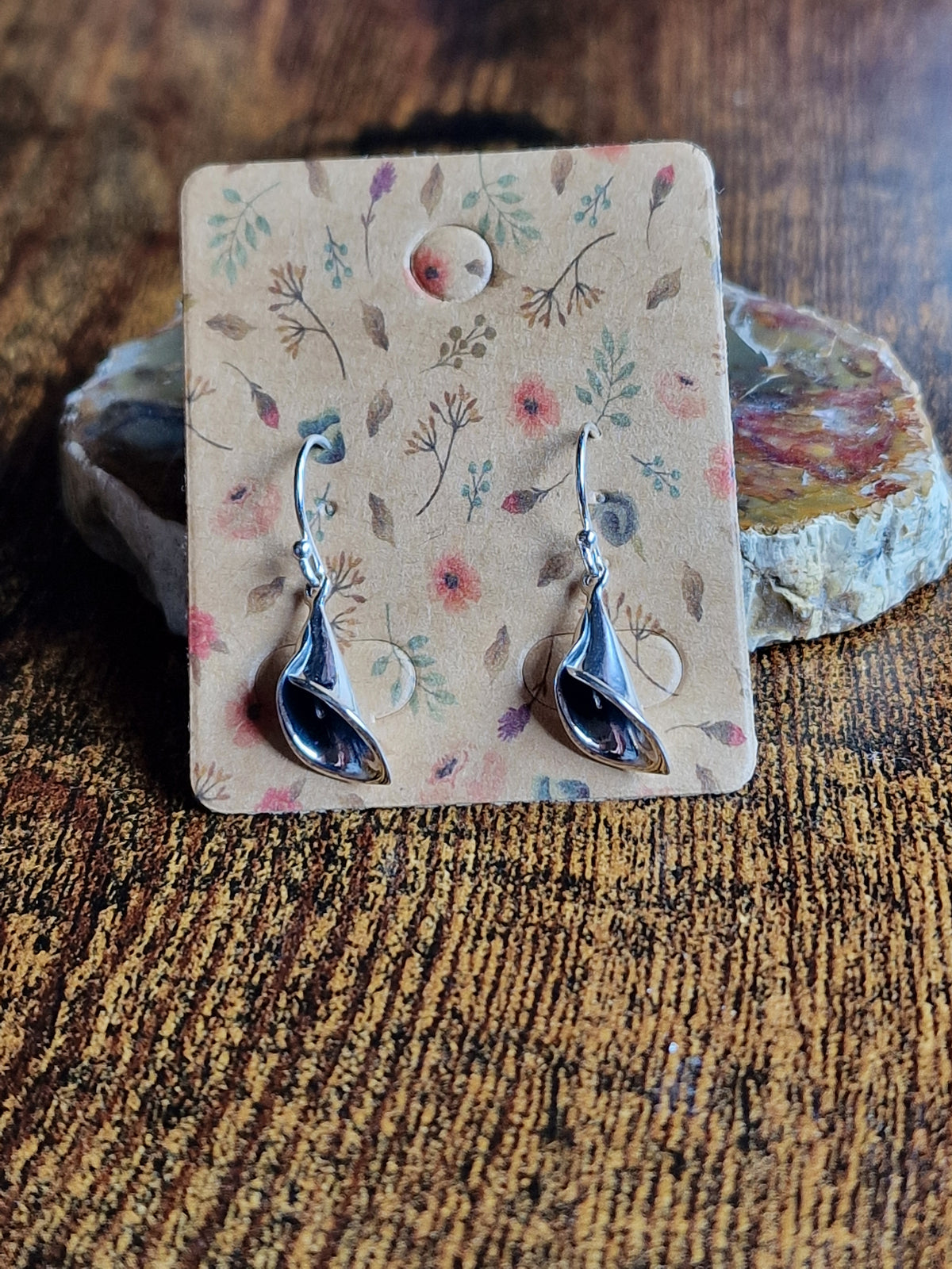 925 Silver Lily Earrings