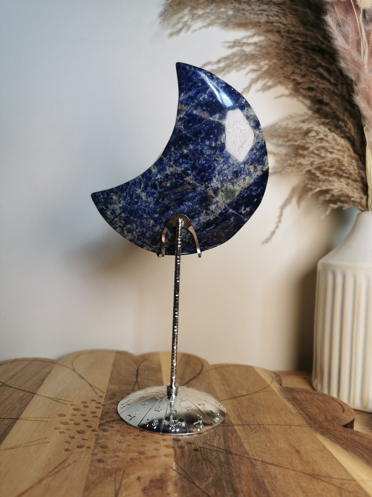 Medium Sodalite Moon 💙with Stand