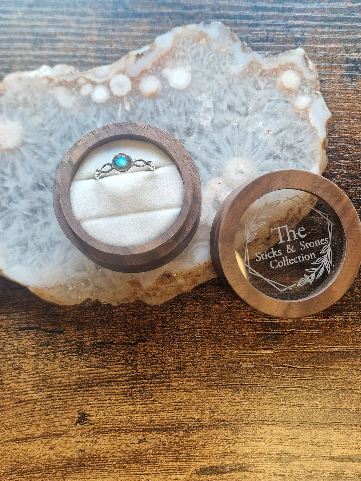 Labradorite Round Woven Band Ring