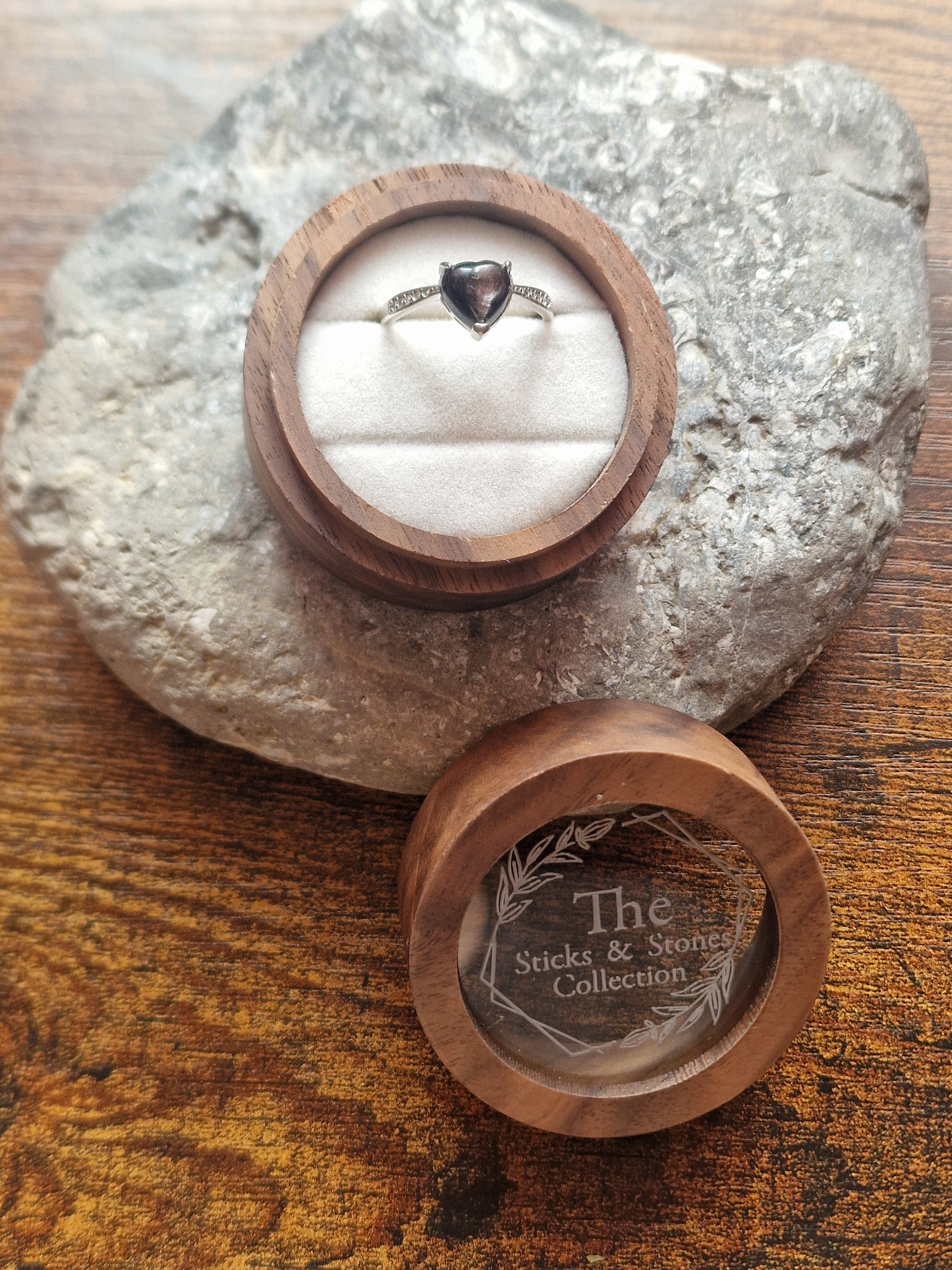 Hypersthene Heart Ring