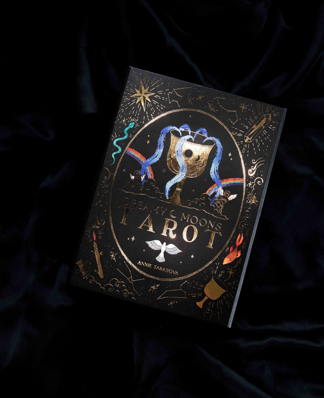 Dreamy Moons Tarot Deck by Annie Tarasova
