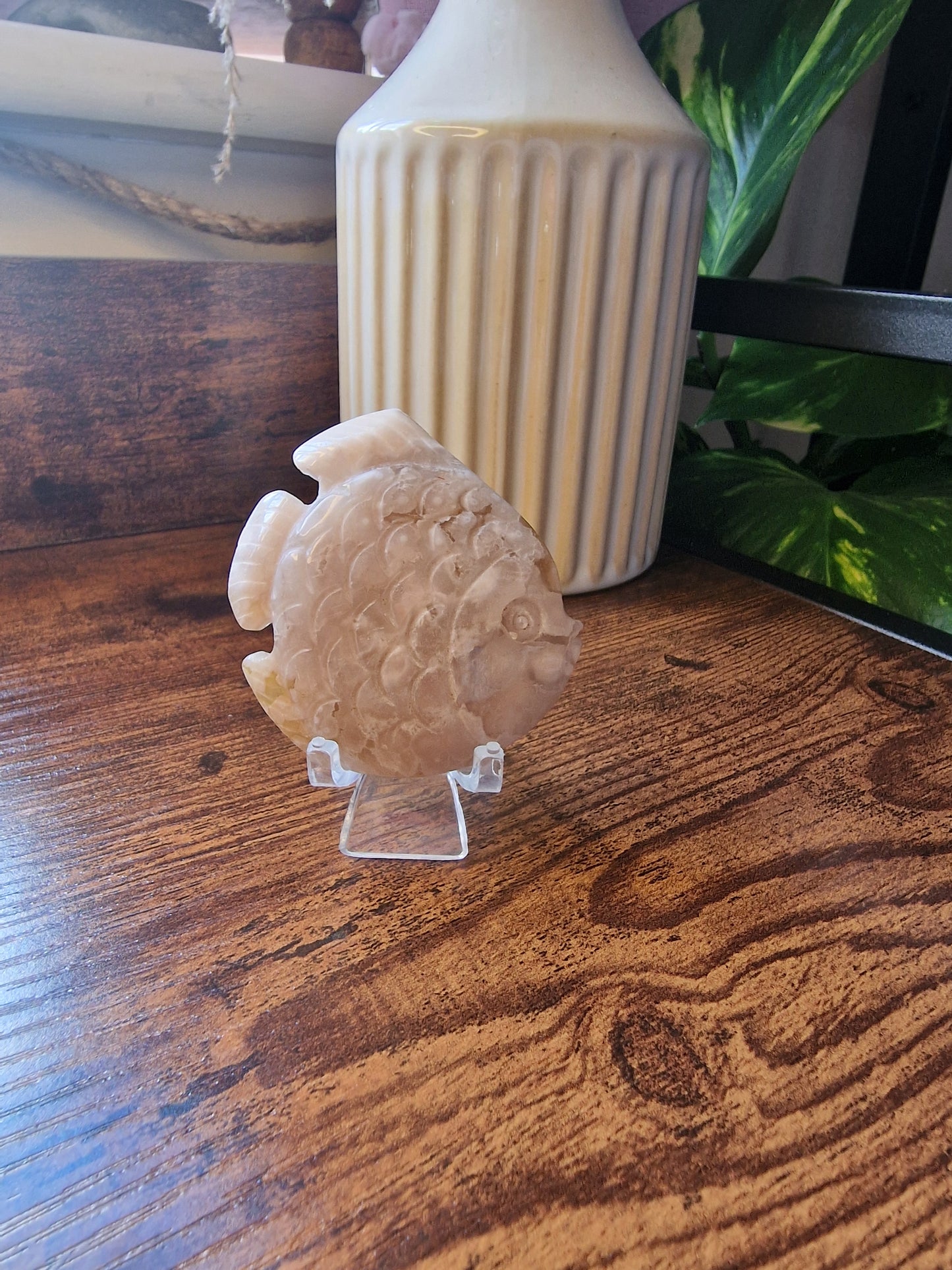 Flower Agate Fish (~6cm)