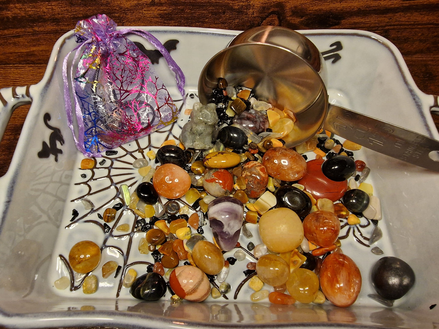 Chrystals Cauldron Scoop ~ Samhain edition