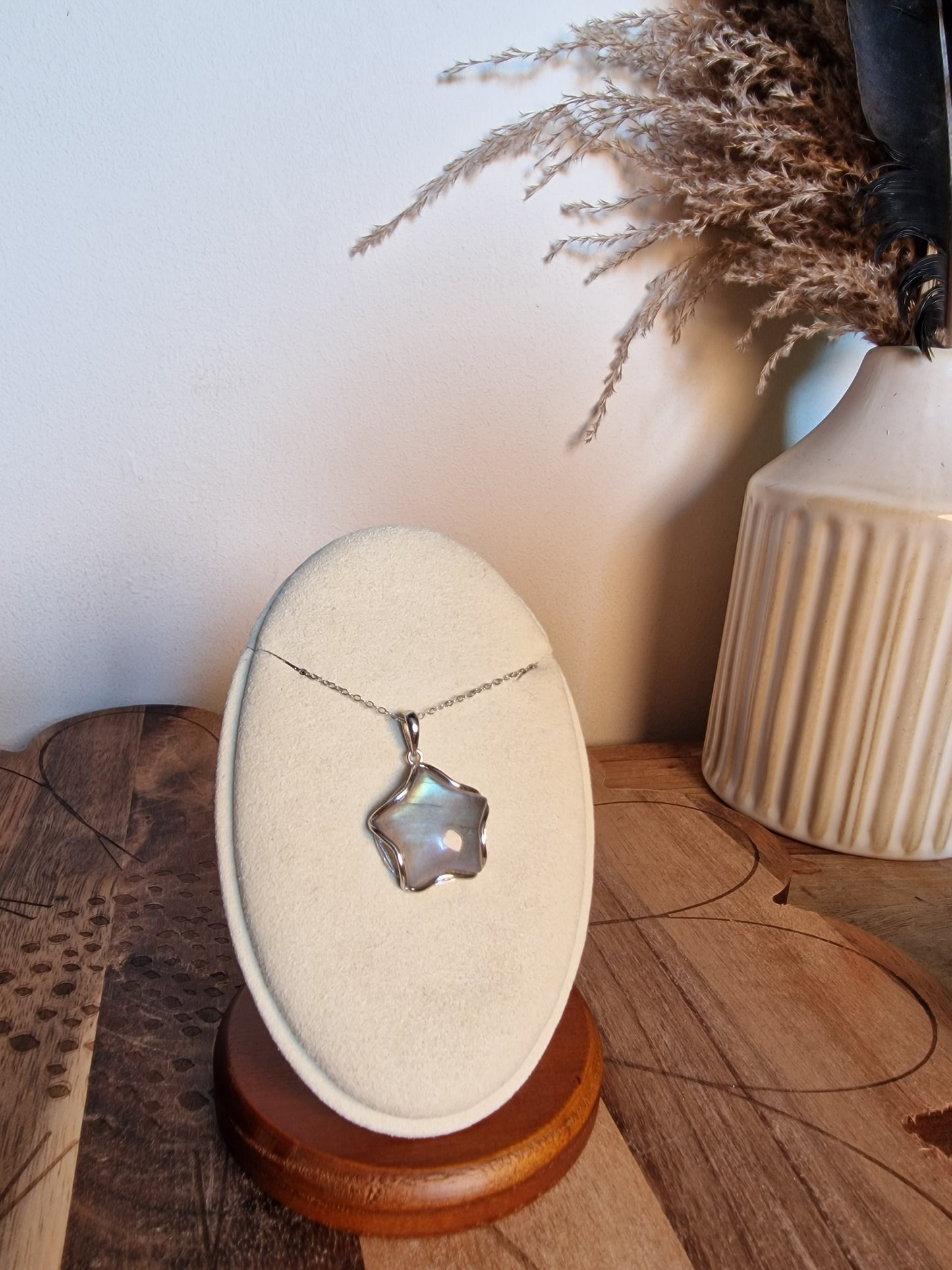 Labradorite Star Pendant – 925 Sterling Silver✨️
