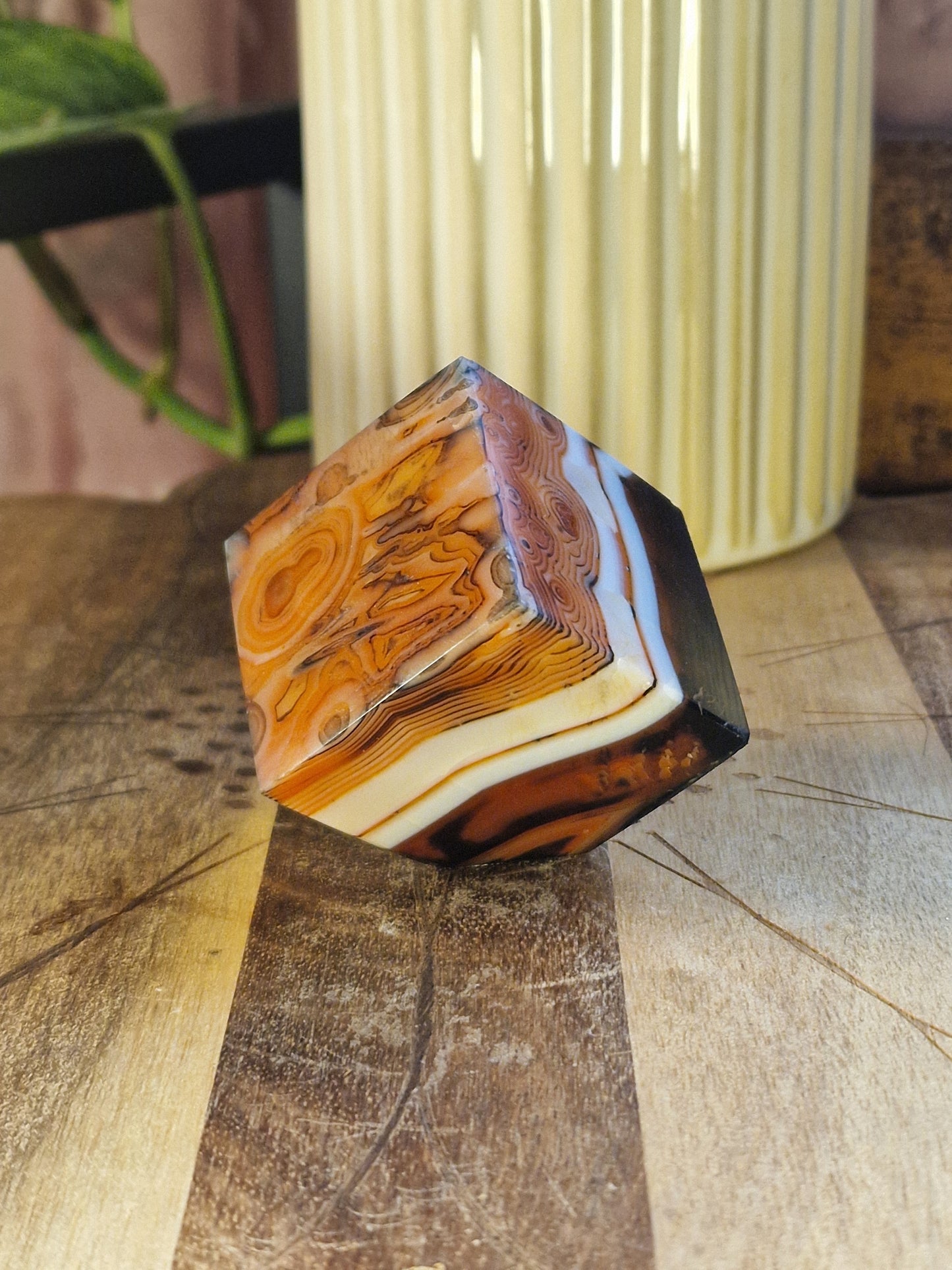Sardonyx Freestanding Cubes