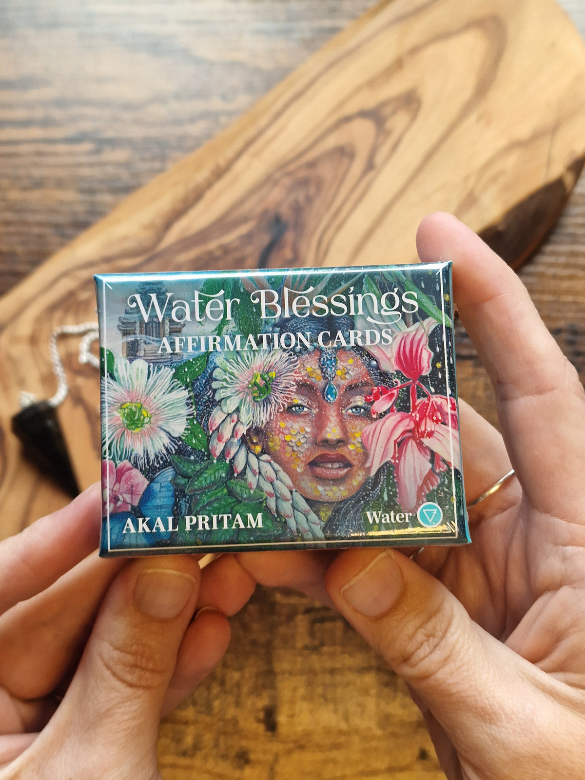 Mini & Pocket Sized Tarot & Oracle Decks