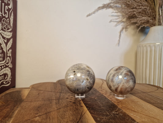 Black moonstone spheres (choose your own)