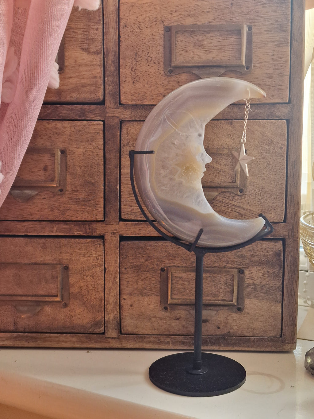 Druzy Agate Moon Carving